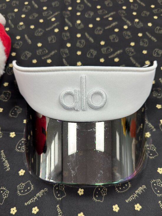 ALO Yoga Accessories - 💭Alo Yoga Airlift Solar Visor White Tennis Golf Hat🤍Athleisure Travel Style